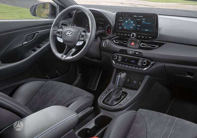 Hyundai i30, 2.0 l., hatchback