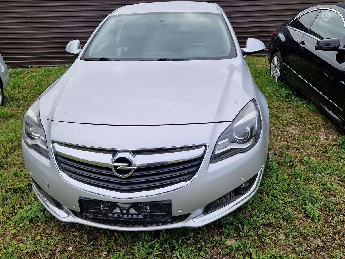 Opel Insignia по частям