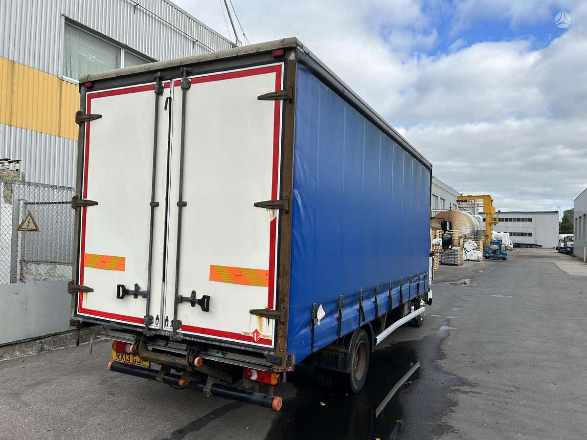 Renault Midlum 180, dropside with curtains