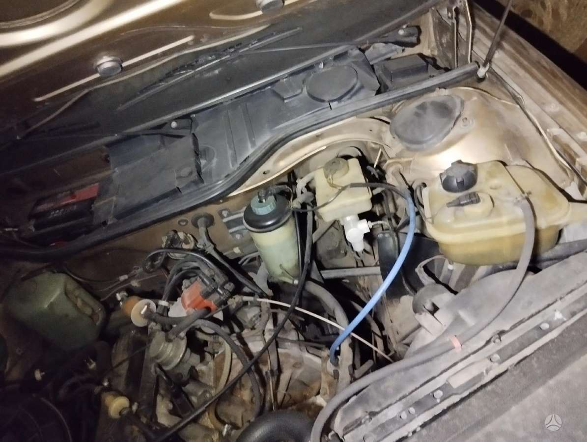 Audi 100, 2.0 l., Седан