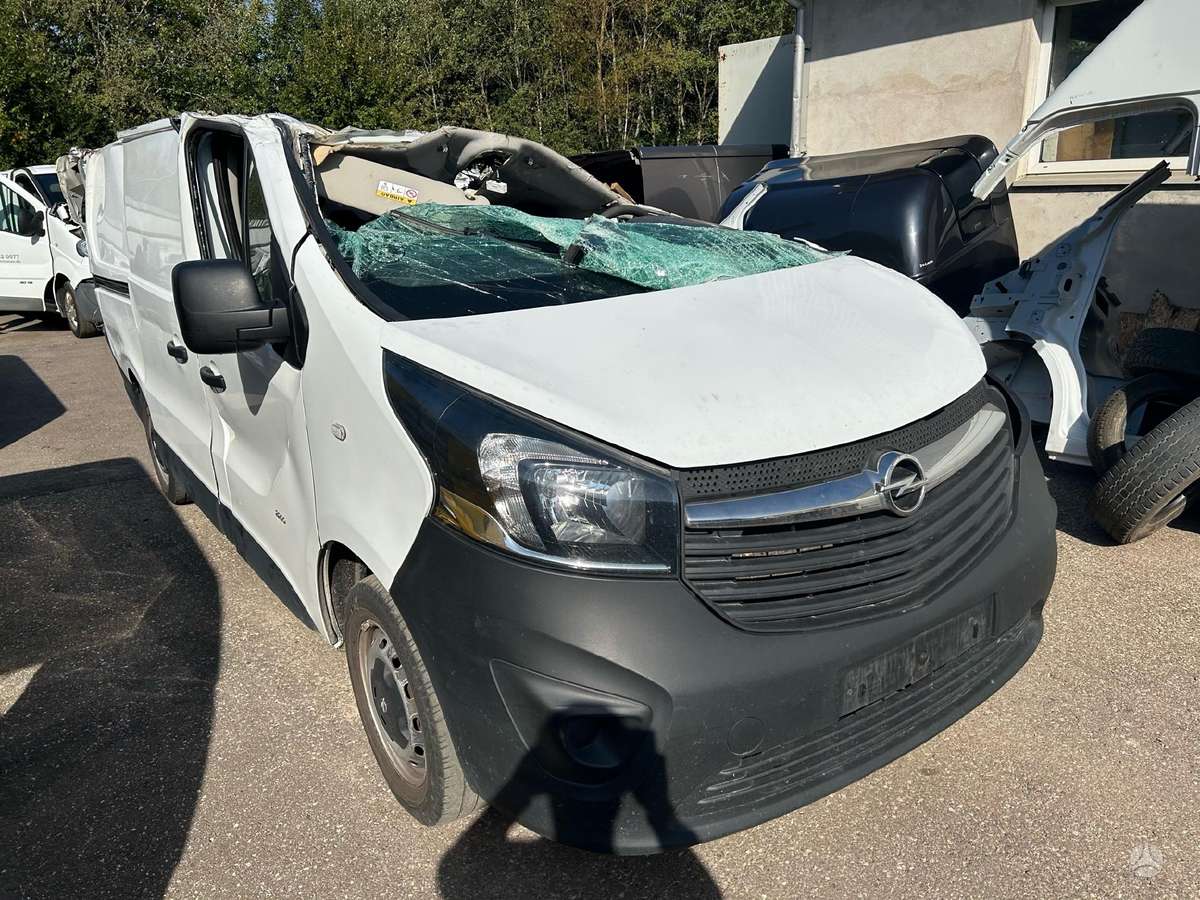 Opel Vivaro по частям. Dalimis
