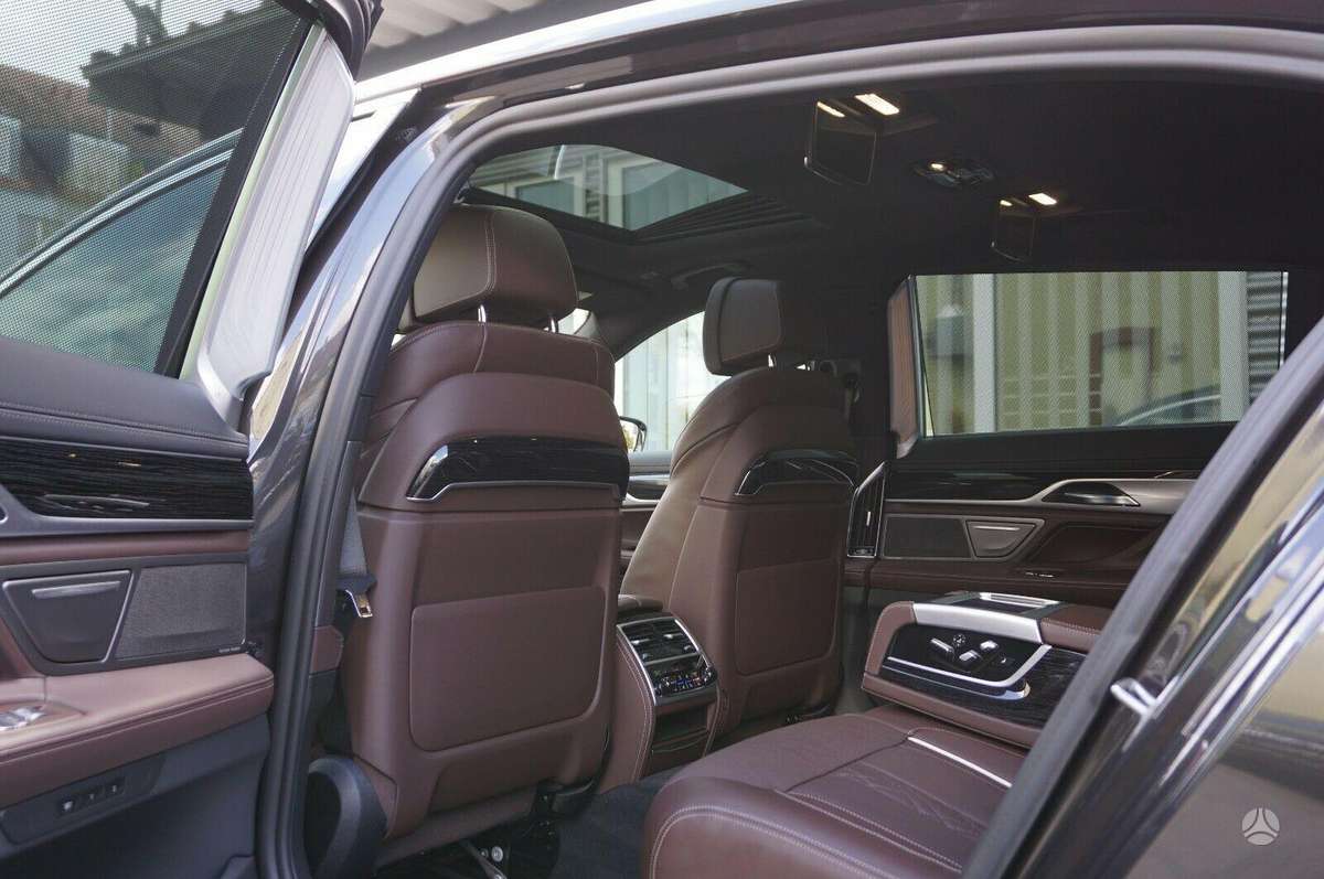 BMW 730, 3.0 l., Седан