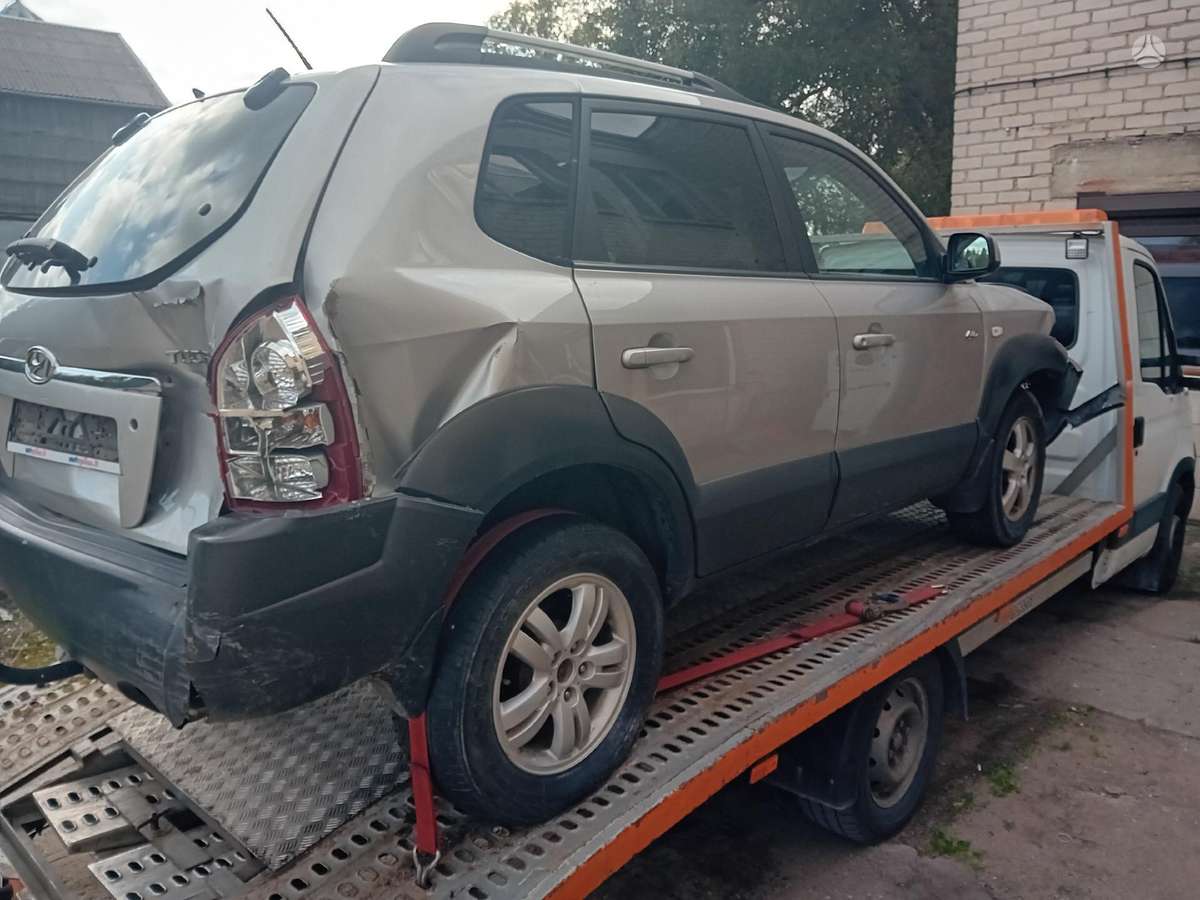Hyundai Tucson rezerves daļās