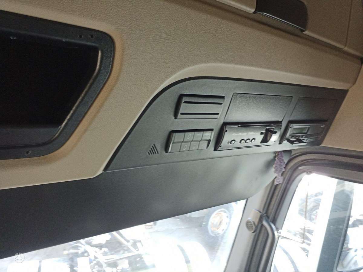 Mercedes-Benz ACTROS, тягачи