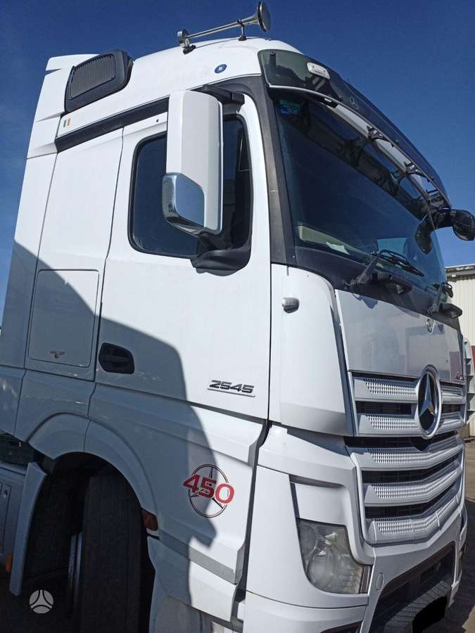 Mercedes-Benz ACTROS, тягачи