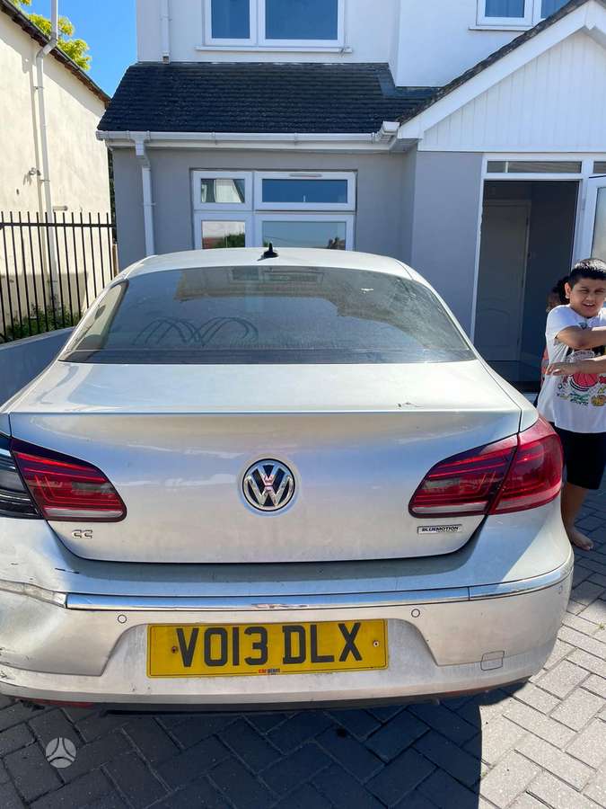 Volkswagen Passat CC dalimis