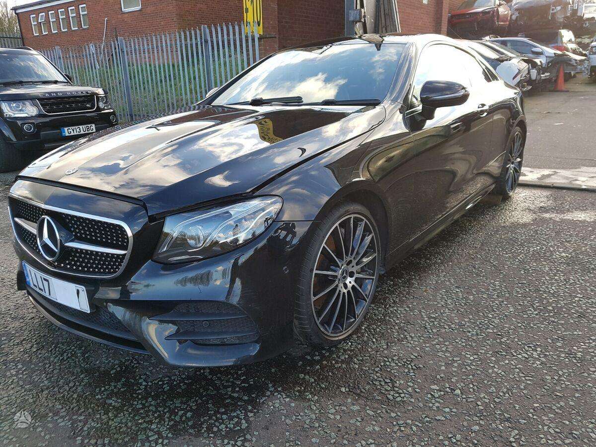 Mercedes-Benz E klasė по частям