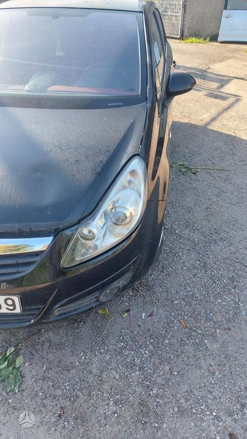 Opel Corsa kėbulo dalys
