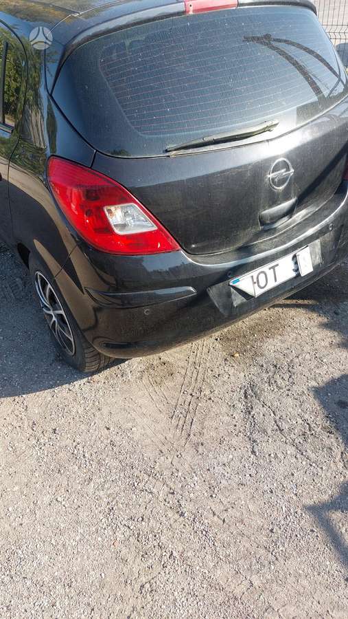 Opel Corsa kėbulo dalys