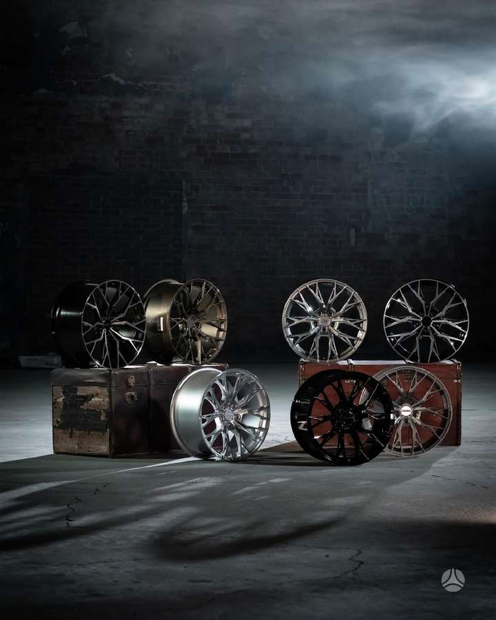 Arceo Roma [Titan], light alloy, R19
