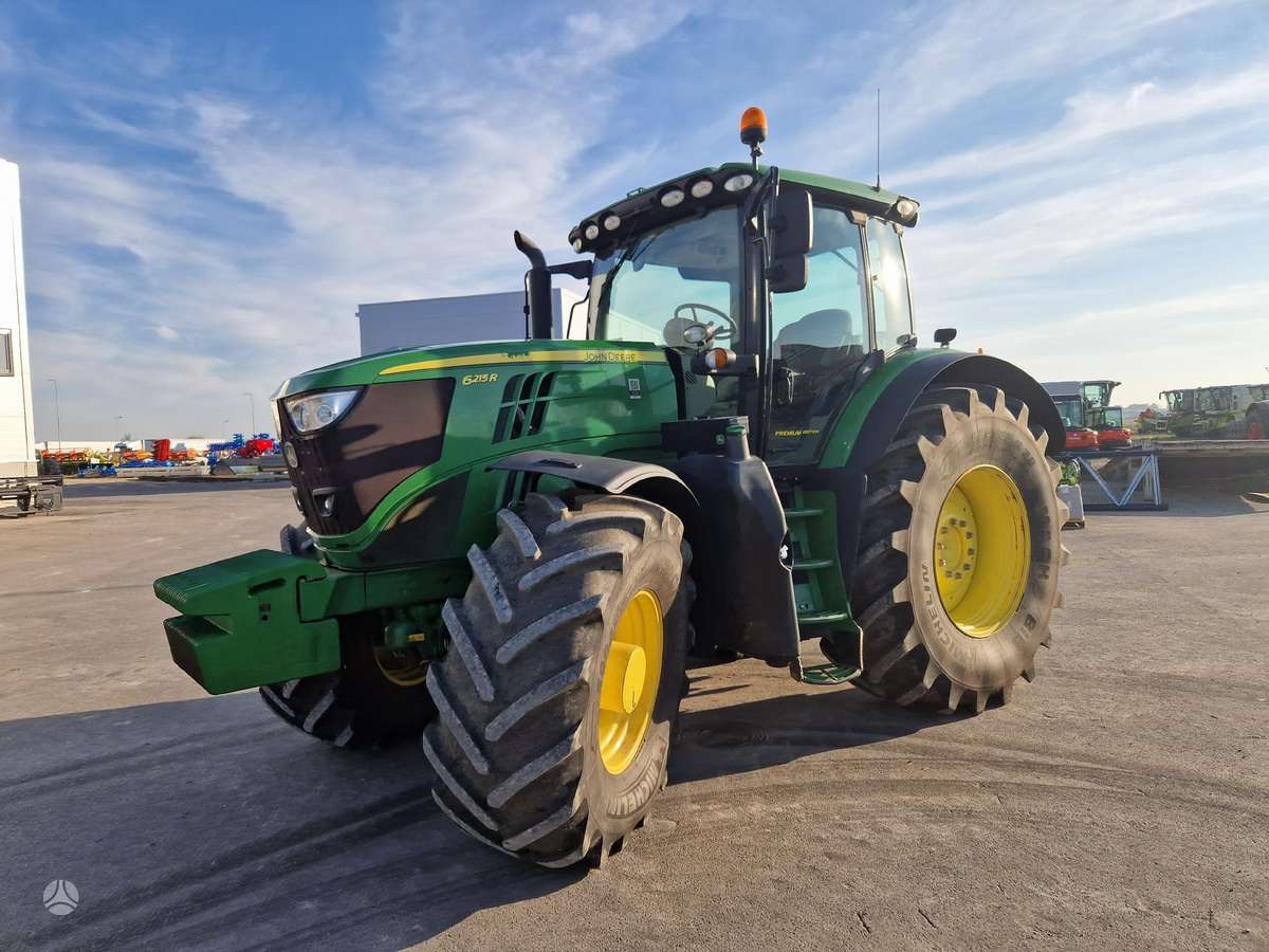 John Deere 6215 R, tractors