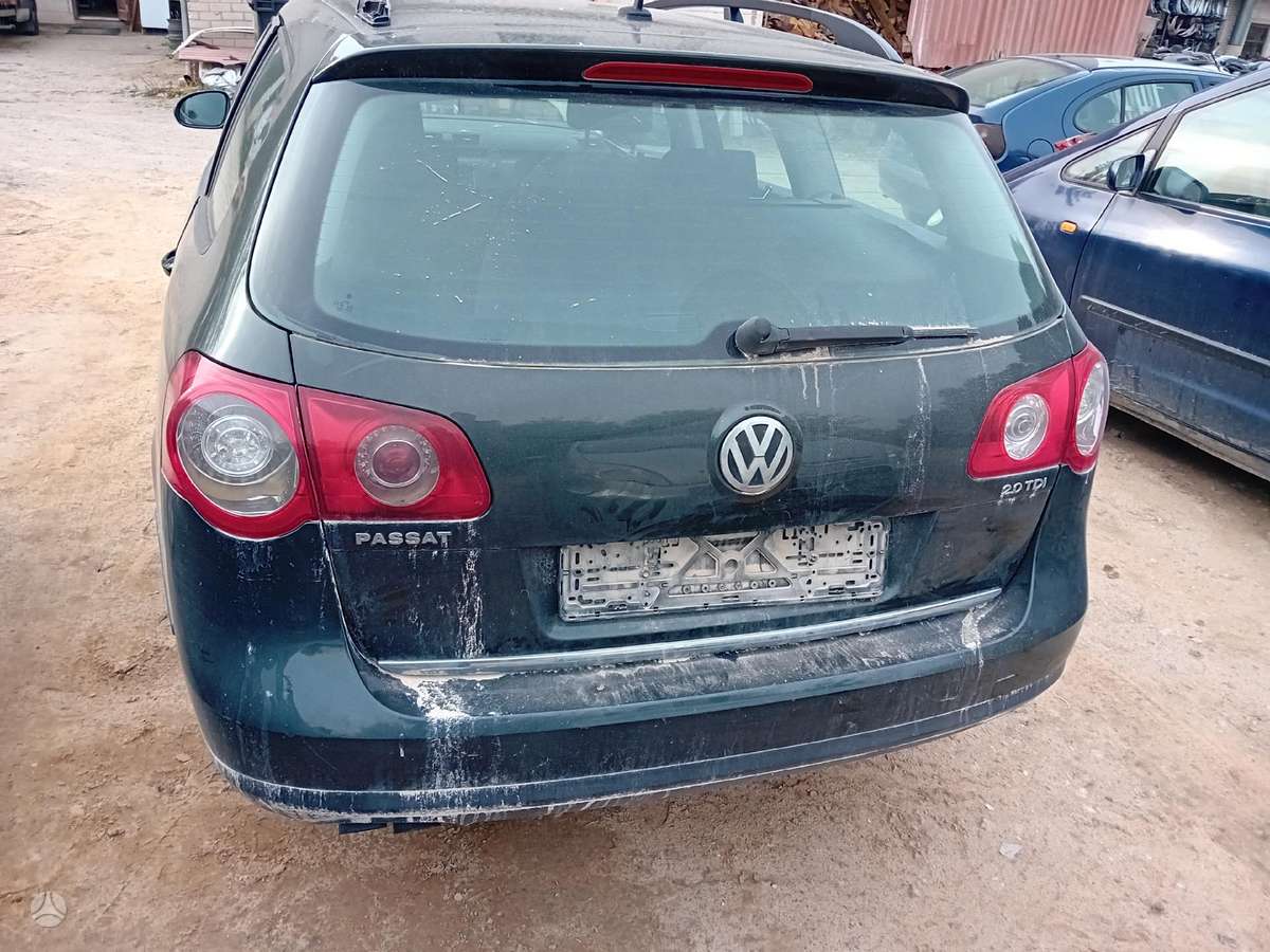 Volkswagen Passat for parts