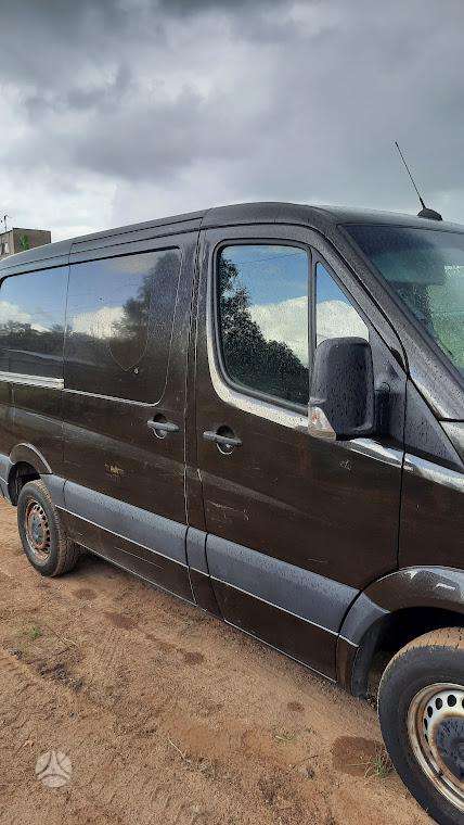 Volkswagen Crafter - 2
