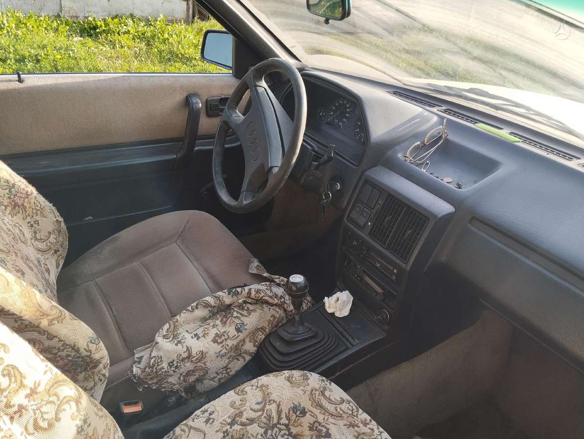Audi 100, 2.0 l., Седан