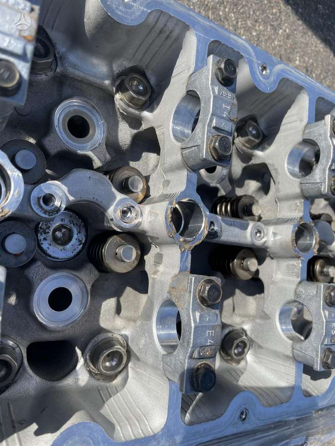Mazda CX-7, R2aa, cylinder head