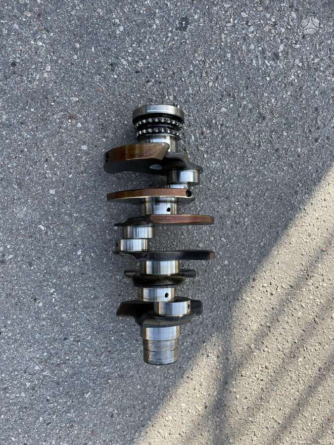 Audi S4, Cak, alkūninis velenas