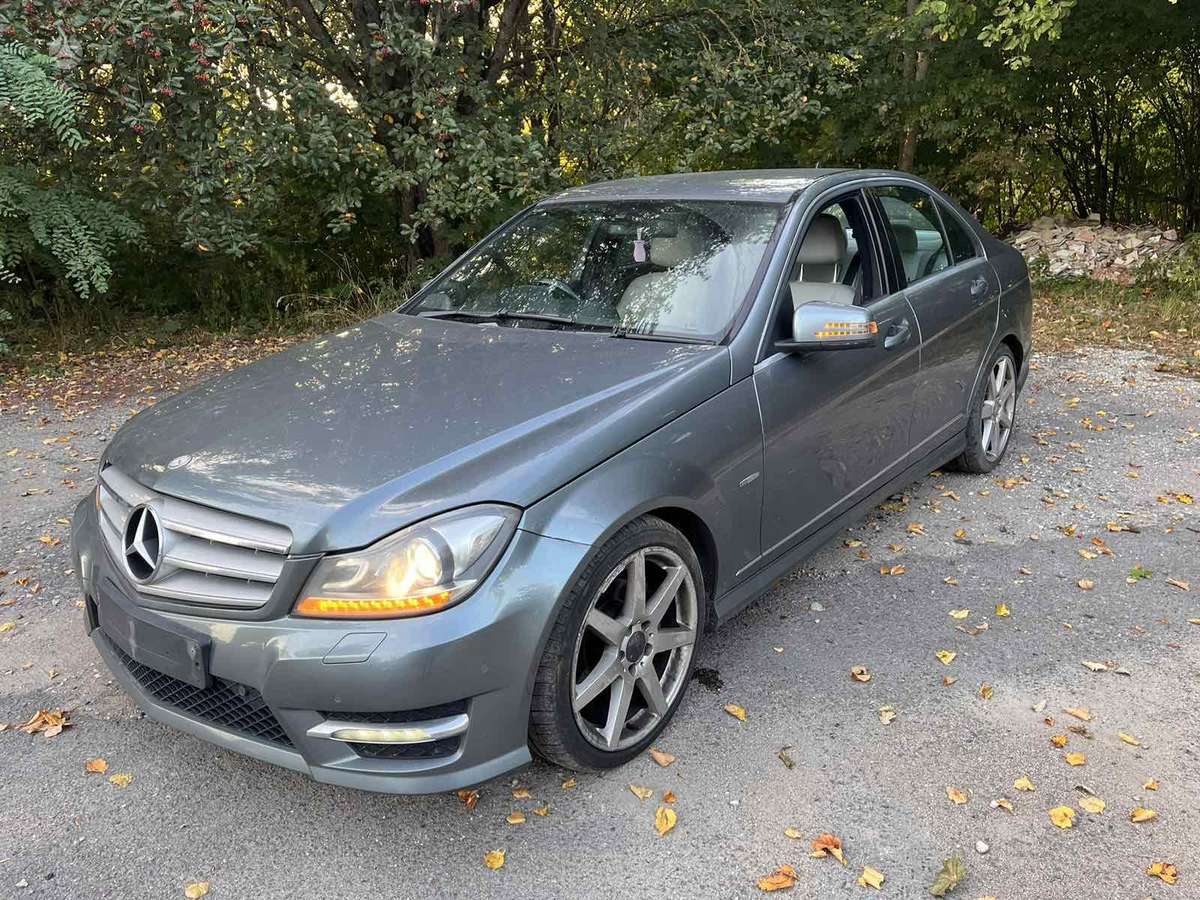 Mercedes-Benz C220, 651811, по частям
