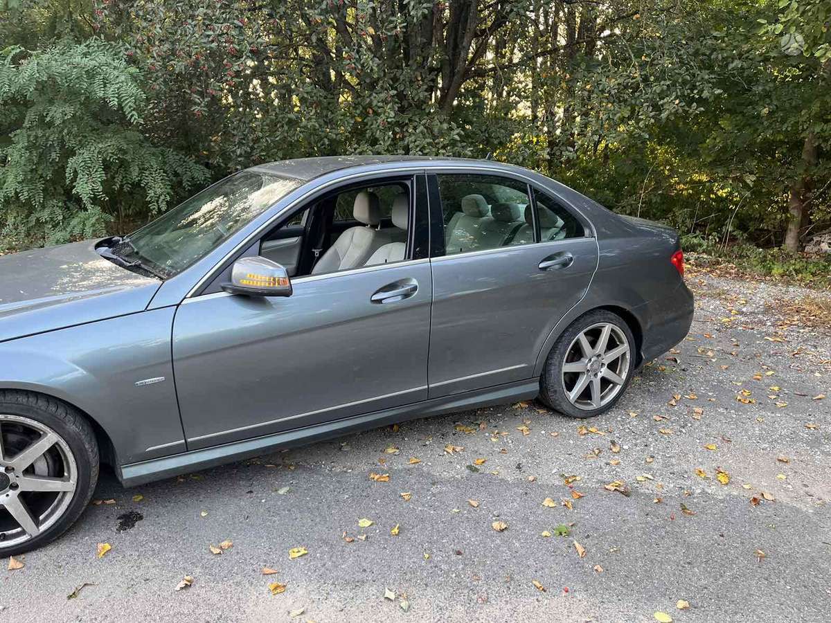 Mercedes-Benz C220, 651811, по частям