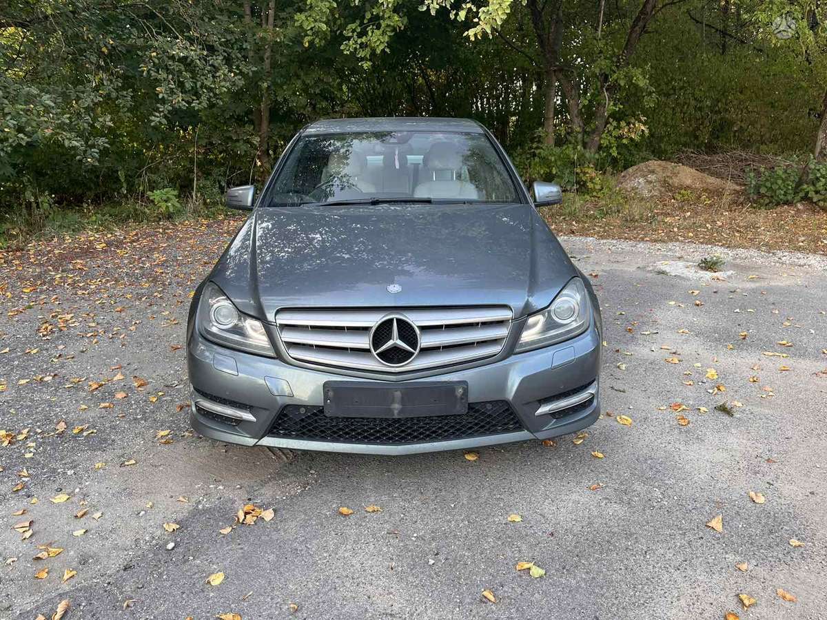 Mercedes-Benz C220, 651811, по частям
