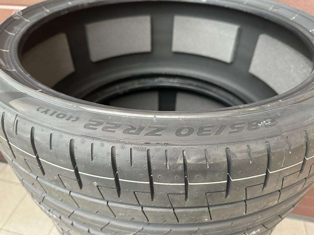 Pirelli P ZERO, vasaras 285/30 R22
