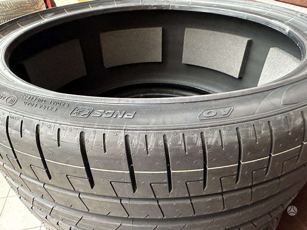 Pirelli P ZERO, летние 285/30 R22
