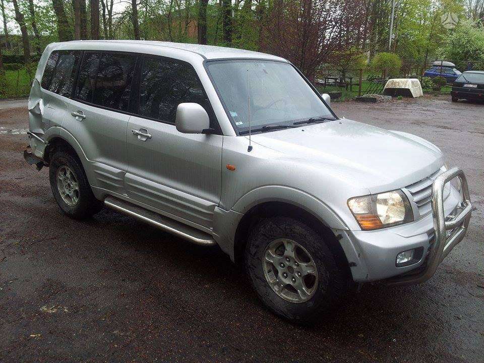 Mitsubishi Pajero Viskas veikia