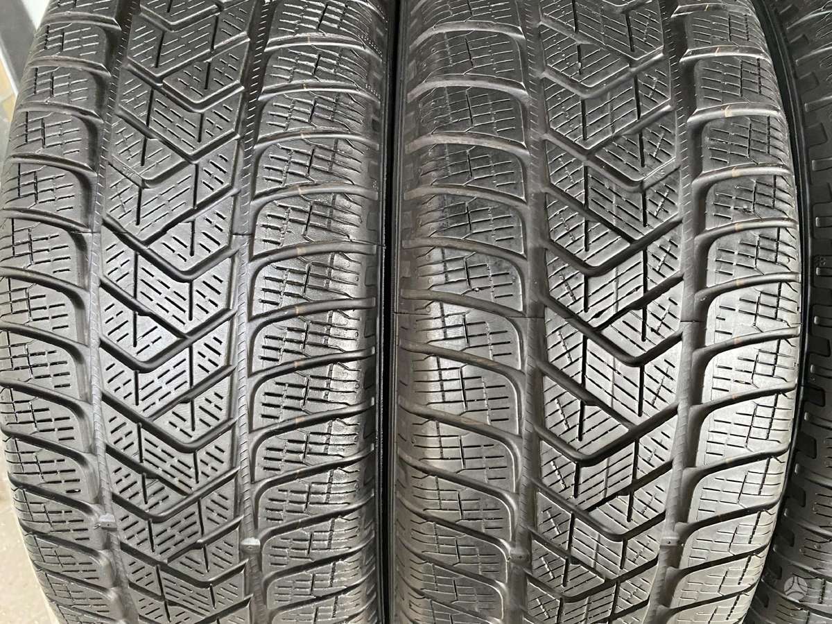 Pirelli Scorpion 2022m, winter 215/65 R17