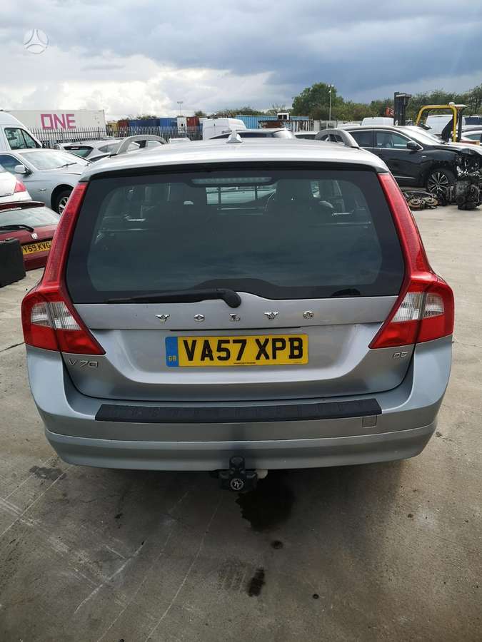 Volvo V70, D5244T4