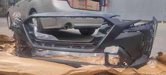 Subaru Outback kėbulo dalys