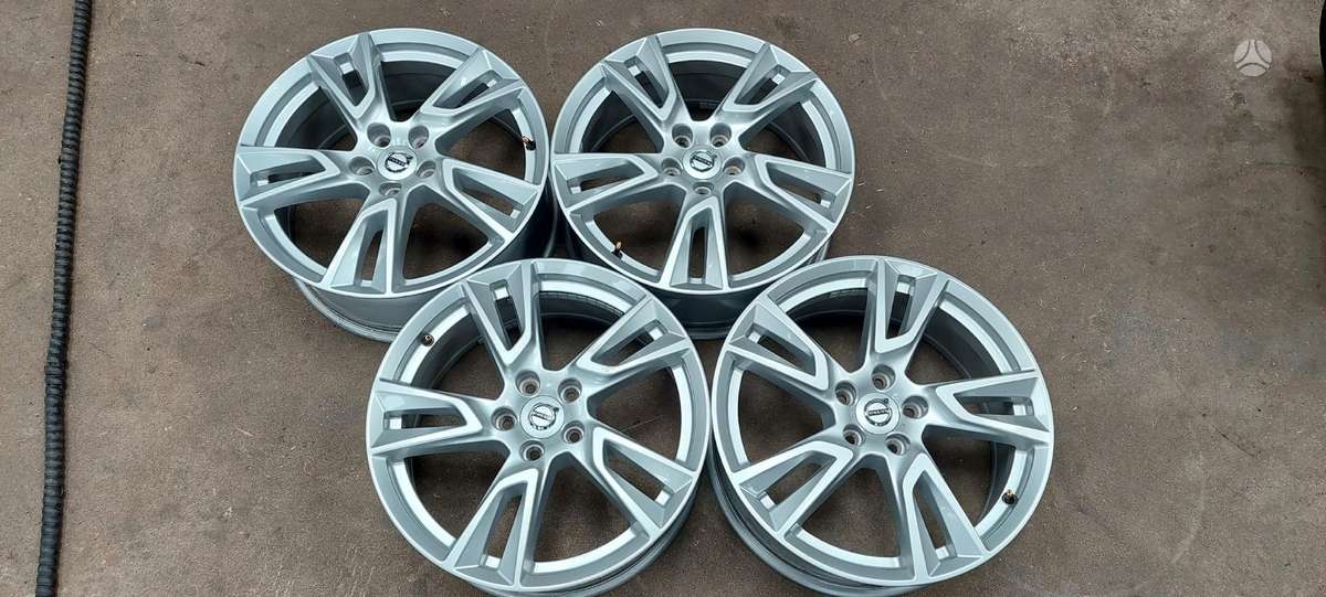 Volvo, light alloy, R18