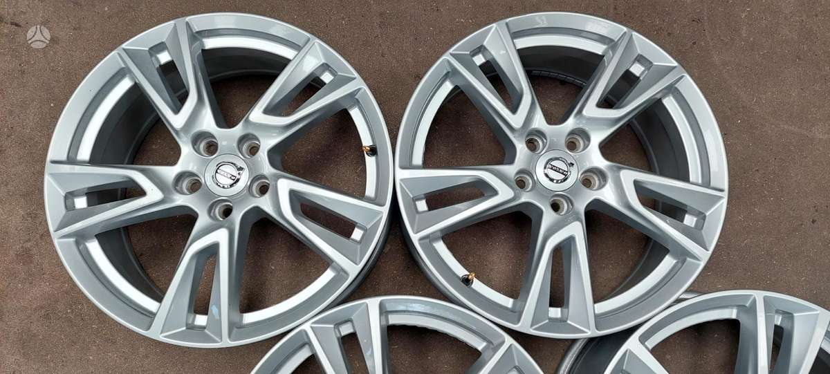 Volvo, light alloy, R18