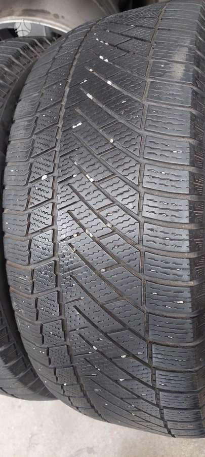 Continental, зимние 255/55 R19