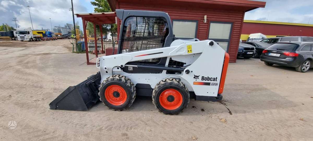 Bobcat S510, mini krautuvai