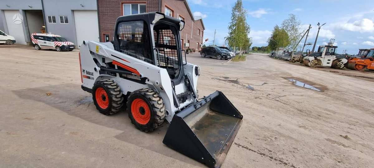 Bobcat S510, mini loaders