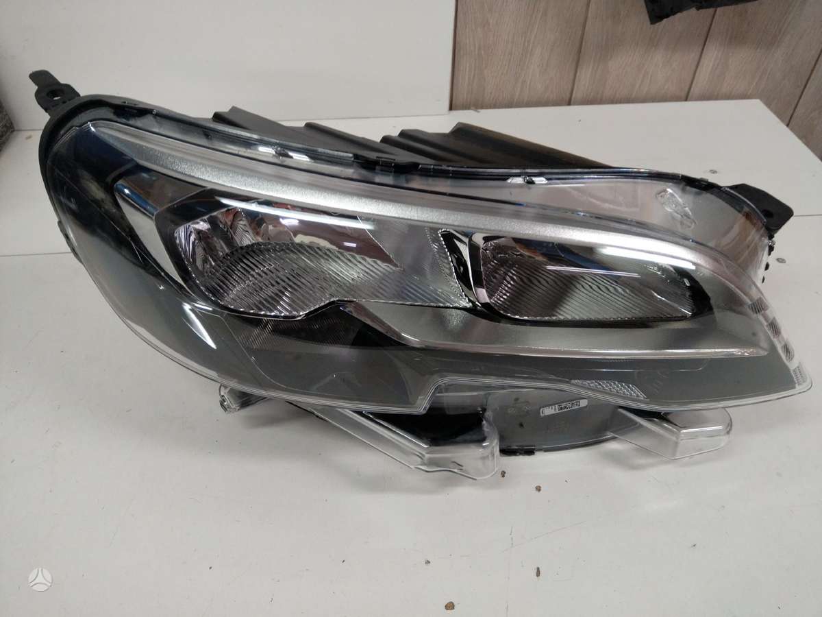 Peugeot Rifter bumpers