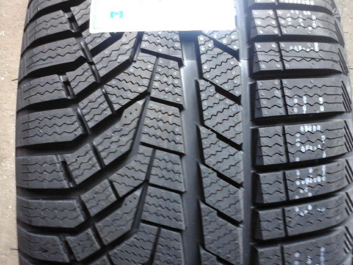 Sailun, žieminės 275/40 R20