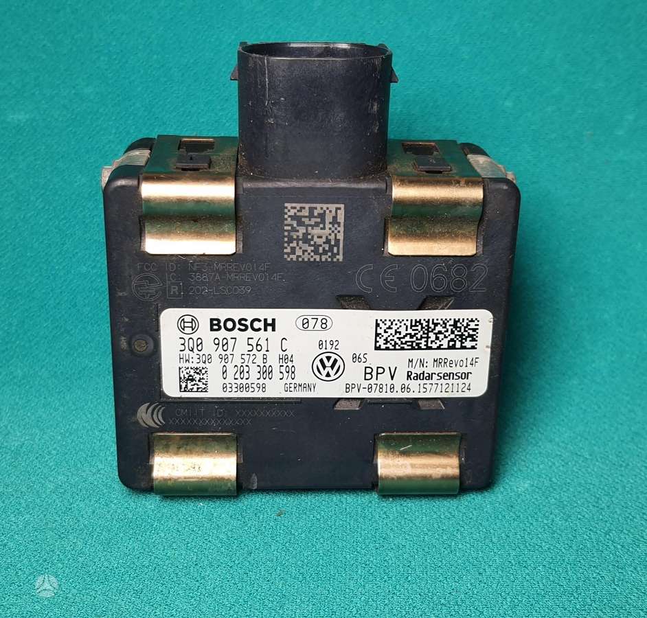 Volkswagen Passat, 3Q0907561c