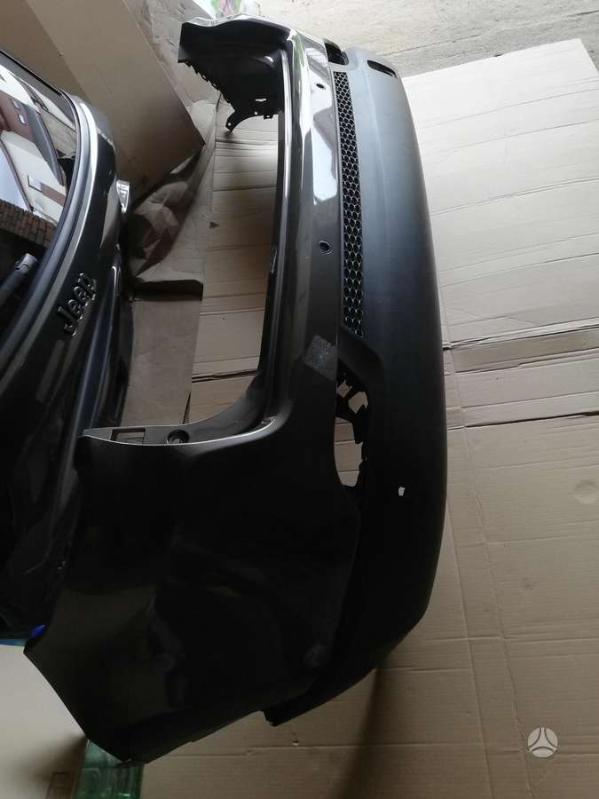 Jeep Compass virsbūves detaļas