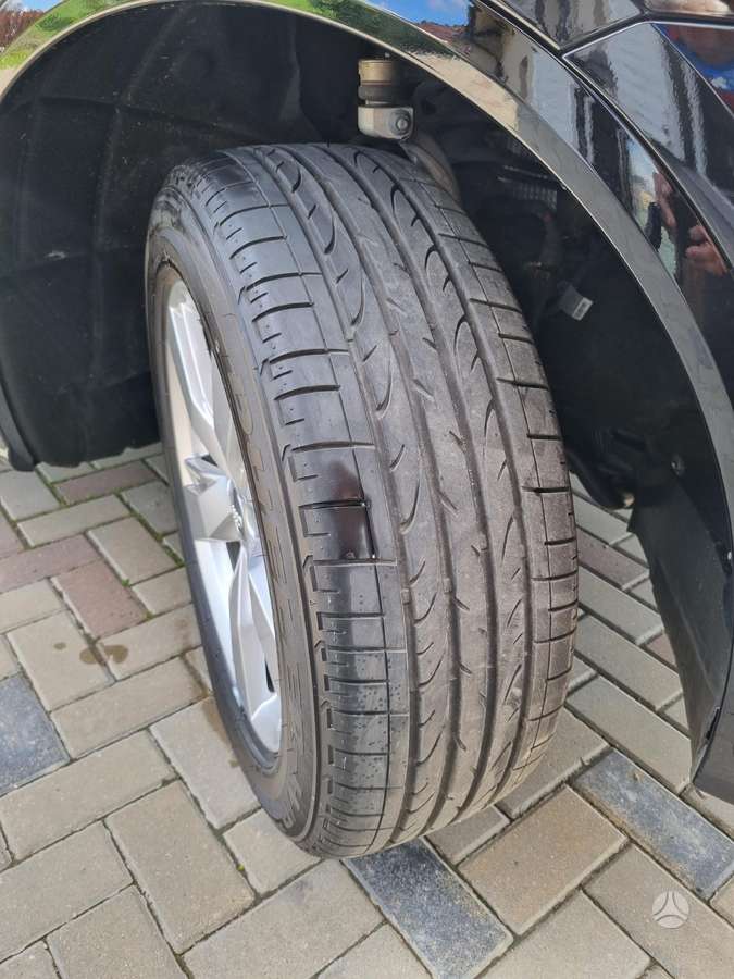 Audi Q5, 2.0 l., off-road / crossover