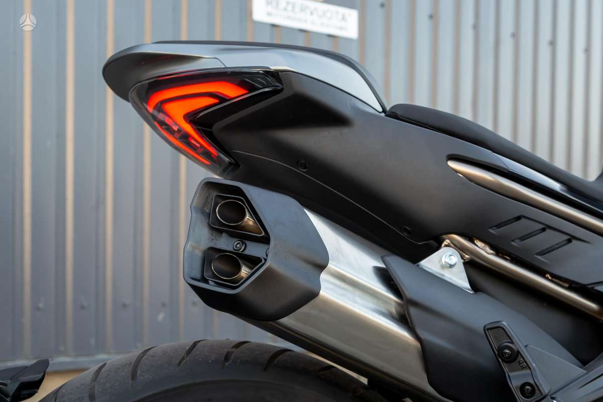 CFMOTO 800NK 800cc, street / klasikiniai