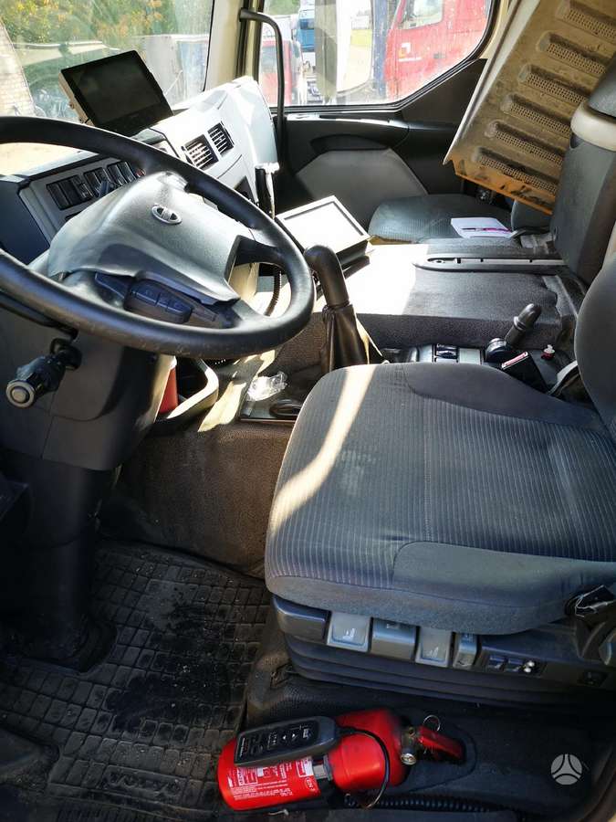 Volvo FE300, sunkvežimiai