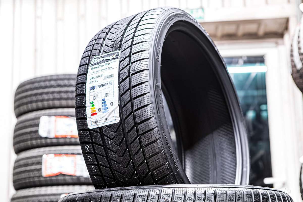 Gripmax SureGrip Pro Winter, winter 245/35 R21