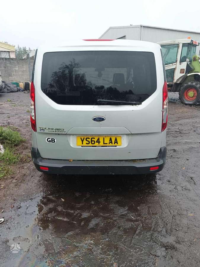 Ford Tourneo Connect dalimis
