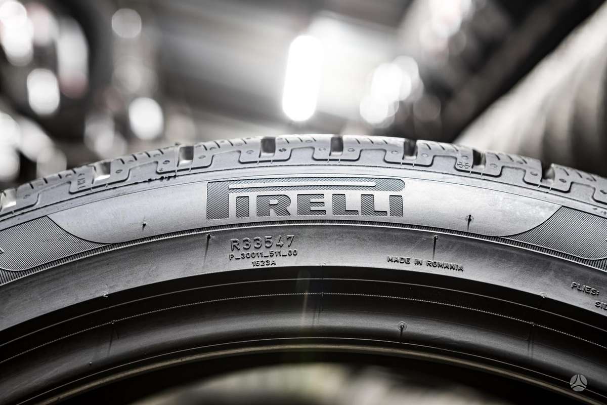 Pirelli Scorpion Winter, winter 275/35 R22
