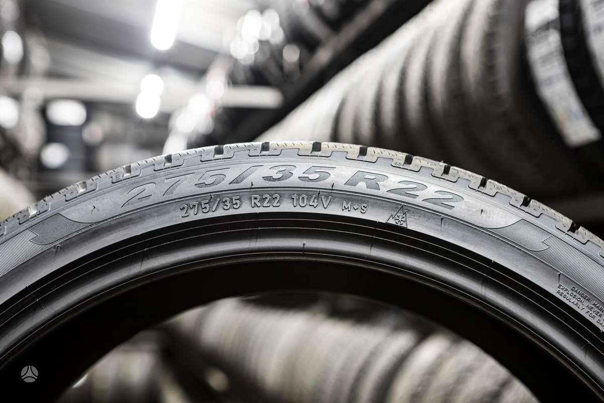 Pirelli Scorpion Winter, winter 275/35 R22