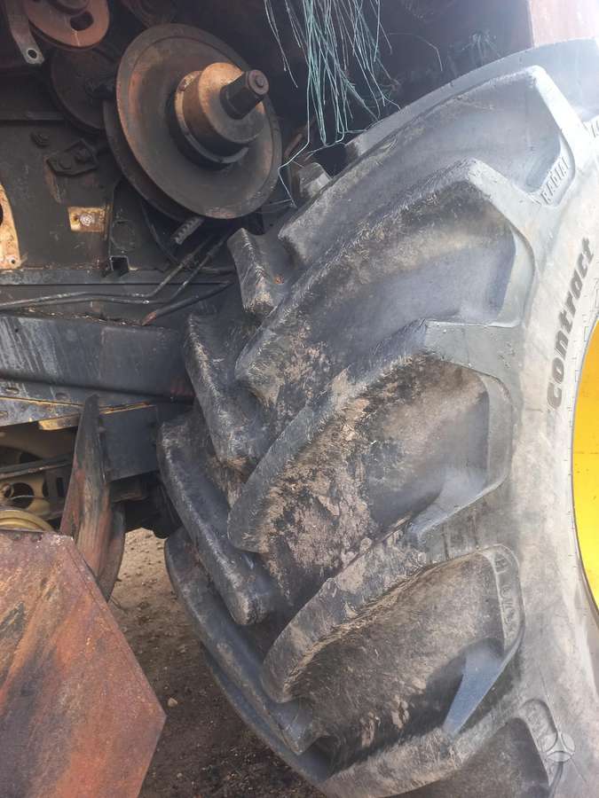 New Holland TX-68