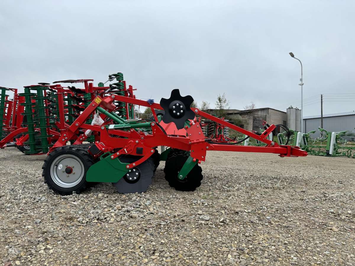 AGRO-MASZ ATO30, scrapers, scrubbers