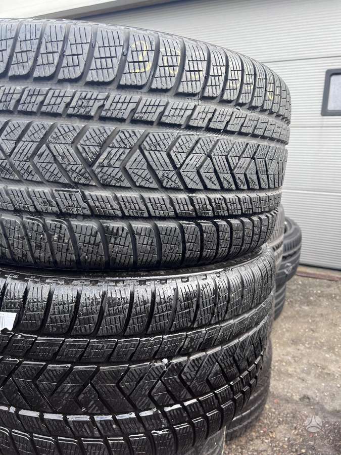 Pirelli Scorpion winter, winter 305/35 R21