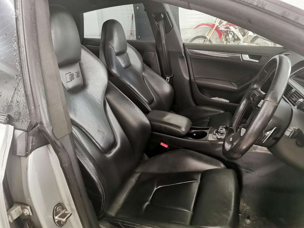 Audi S5 rezerves daļās