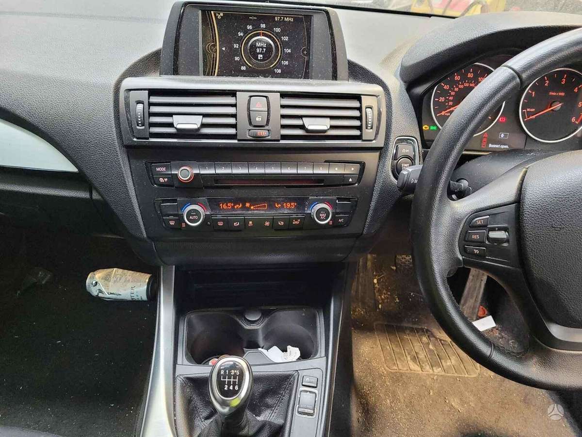 BMW 1 serija